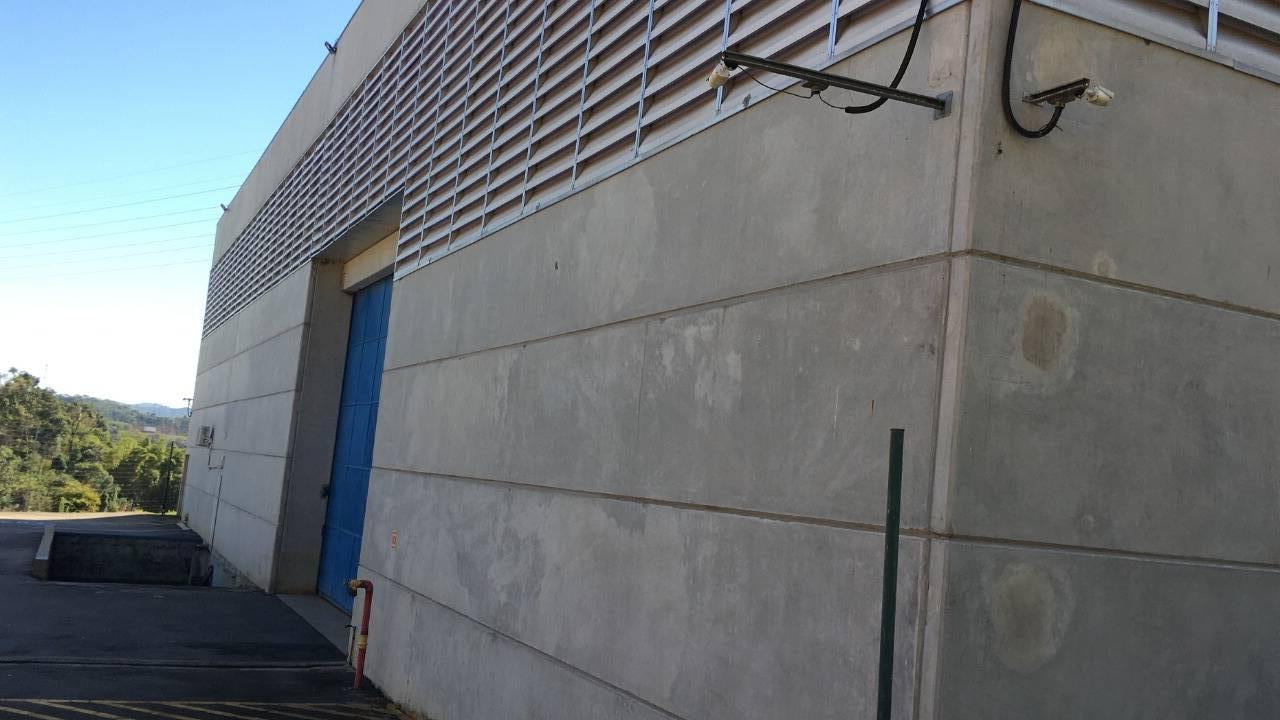 Depósito-Galpão-Armazém à venda e aluguel, 1207m² - Foto 1